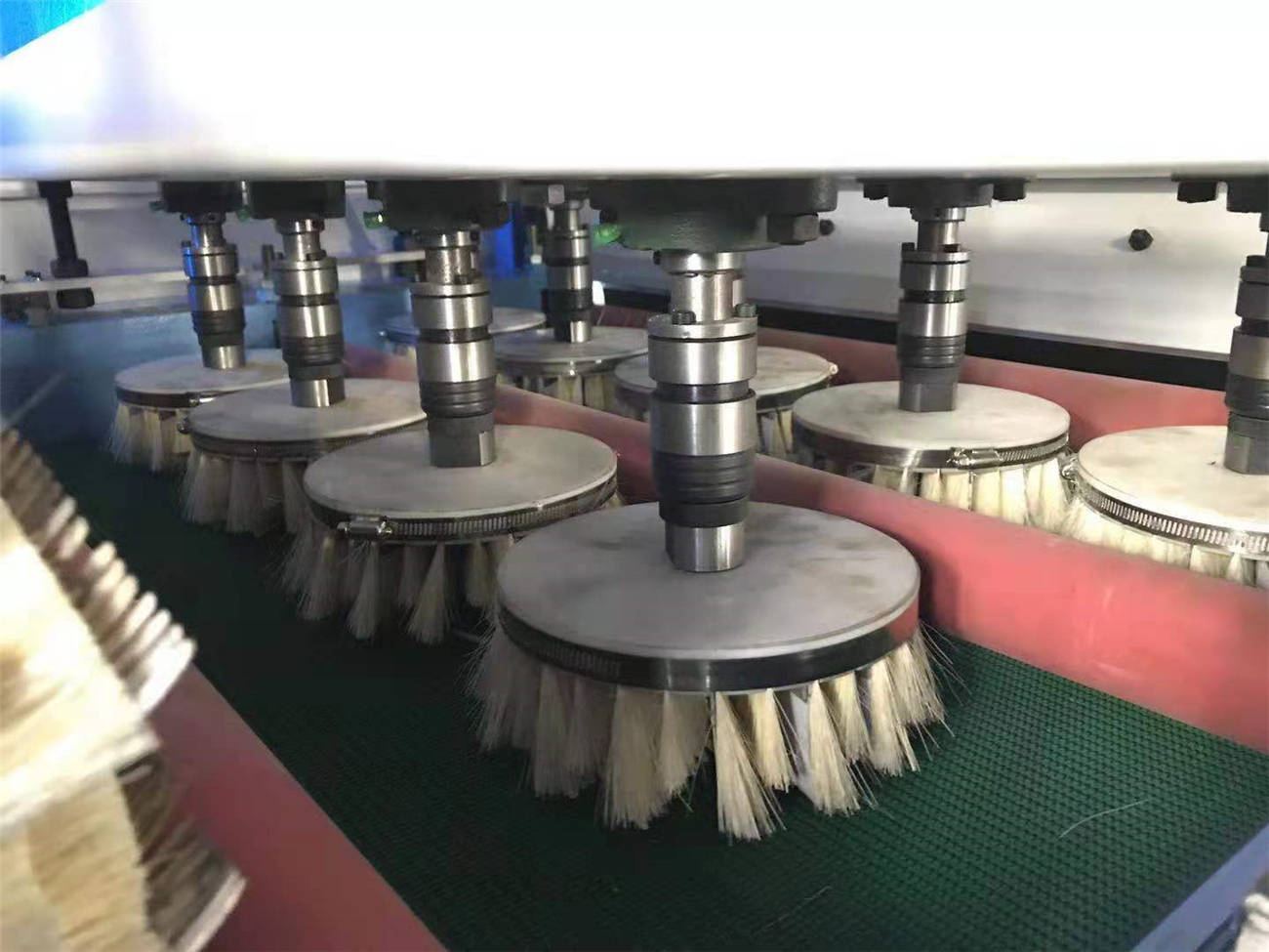 打磨機(jī)械設(shè)備 木料打磨機(jī)：工業(yè)加工的基石裝備:機(jī)械設(shè)備
